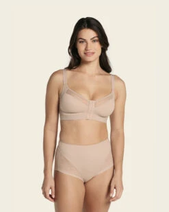 Multi/Benefit Comfortable Posture Corrector Bra With Contour Cups -Fitted Clothes Shop 011936 802 1200x1500 2023 UPD2 4