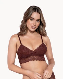 Padded Lace Longline Contour Bralette -Fitted Clothes Shop 011950 A21 1200x1500 2021 1