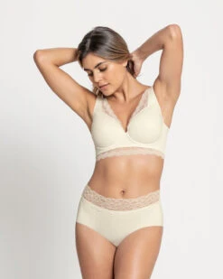 Deep Coverage Soft Lightly-lined Lace Underwire Bra -Fitted Clothes Shop 011995 253 1200x1500 2022 UPD 4
