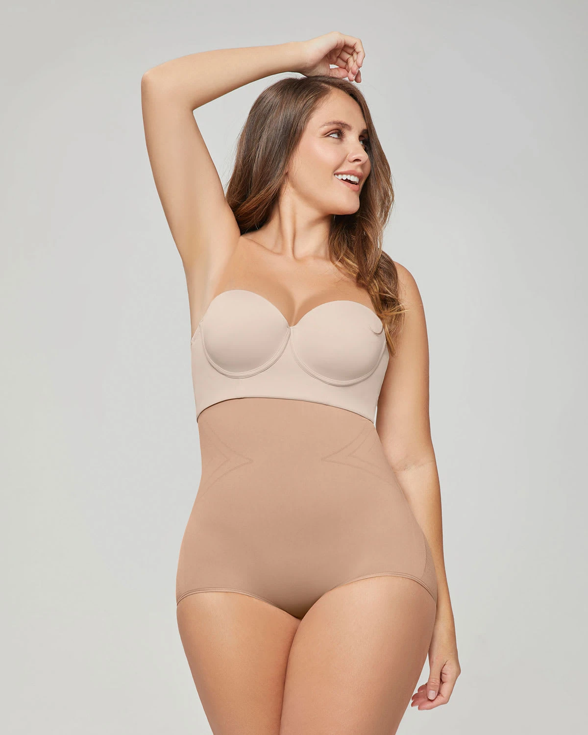 Invisible Strapless Classic Body Shaper 10 Invisible Strapless Classic Body Shaper - Image 10