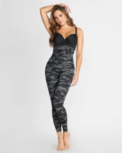 Extra High Waisted Firm Compression Legging -Fitted Clothes Shop 012901 791 1200x1500 1