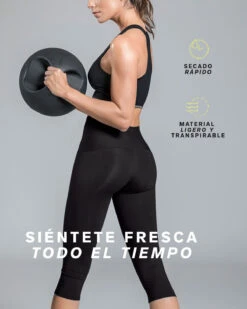 High-Waisted Shaper Capri -Fitted Clothes Shop 012904 700 1200x1500 lang es 5