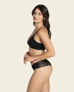 Scalloped Lace Cheeky Hiphugger Knicker -Fitted Clothes Shop 012964 700 1200x1500 2023 3