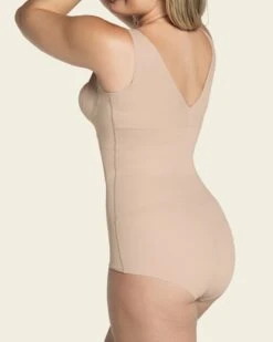 Plunge Back Classic Sculpting Body Shaper -Fitted Clothes Shop 018524 802 1200x1500 2023 4