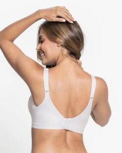 Perfect Support Smoothing Full Coverage Bra -Fitted Clothes Shop 091022 000 1200x1500 2022 UPD 2