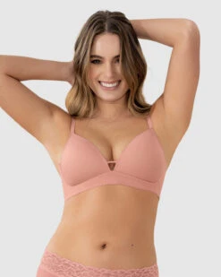 Plunge Wireless Scalloped Trim Bra The Perfect Comfort Bra -Fitted Clothes Shop 091035 319 1200X1500 1