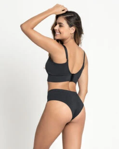 High-Tech Seamless Mid-Rise Cheeky Knicker -Fitted Clothes Shop 092030 785 1200X1500 3