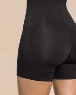 Sculpting Body Shaper With Built-In Back Support Bra -Fitted Clothes Shop 18520 700 1200X1500 5