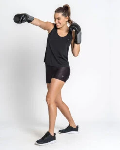 Quick-Dry Active Tank -Fitted Clothes Shop 195336 700 1200X1500 2021 3