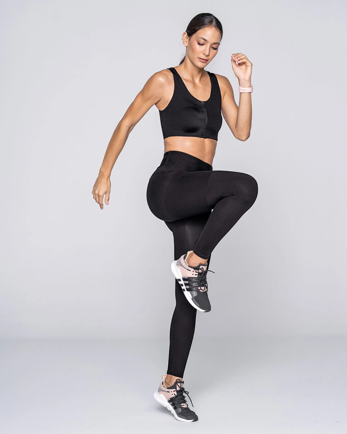 High-Tech Supportive Sports Bra 3 High-Tech Supportive Sports Bra - Image 3