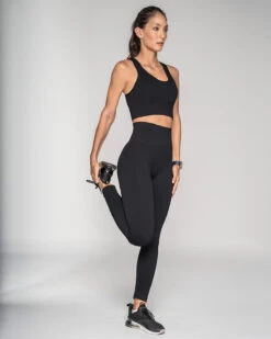 Active High-Waisted Legging-Double Layer Waistband And Targeted Compression -Fitted Clothes Shop 195583 700 1200X1500 4