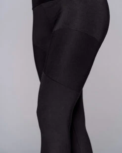 High-Tech Active Legging With Compression Panels -Fitted Clothes Shop 195584 700 1200X1500 4