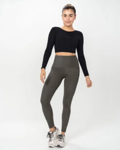 Shaper Legging With Double Side Pocket -Fitted Clothes Shop 195590 784 1200X1500 3