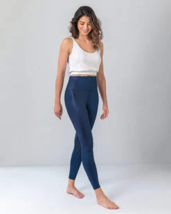 Leather Look Zip-Front Sculpting Legging -Fitted Clothes Shop 441000 546 1200X1500 o.k 4