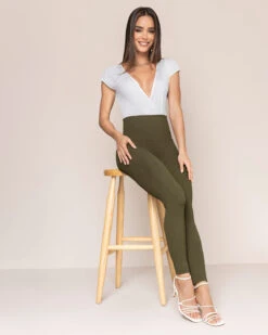 Firm Compression Legging With Textured Pattern -Fitted Clothes Shop 441016 695 1200X1500 3