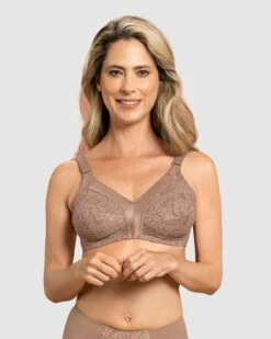 Full Coverage Bra In Lace With Smooth Control -Fitted Clothes Shop 71239 857 1200X1500 1