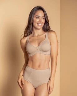 Wireless Support Bra 12 Wireless Support Bra -Fitted Clothes Shop 71280 802 1200x1500 2021 3