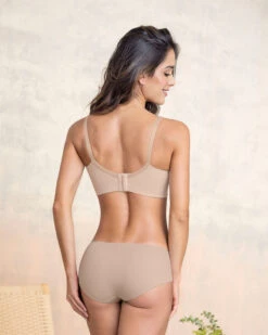 Ballet Back Underwire Contouring Bra -Fitted Clothes Shop 71321 802 1200x1500 2021 4